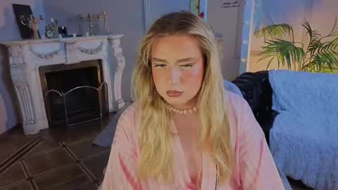 jes_solar online show from March 25, 9:21 pm