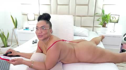 Snapshot of jesicataylorx chatting on May 15, 1:29 pm JESICA online show from May 15, 1:29 pm