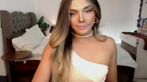 Snapshot of jesie_hot69 chatting on January 3, 12:19 pm jesie_hot69 online show from January 3, 12:19 pm