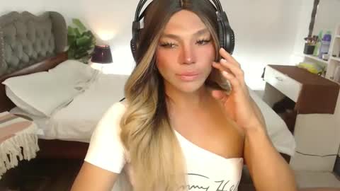 Snapshot of jesie_hot69 chatting on February 24, 4:26 pm jesie_hot69 online show from February 24, 4:26 pm