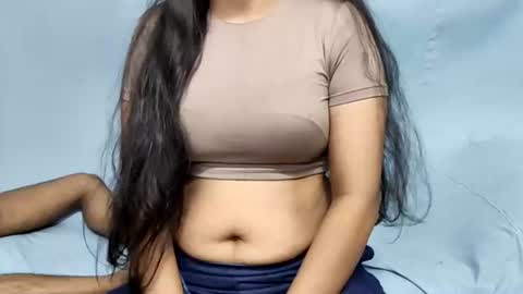 Snapshot of jesmin18 chatting on June 29, 8:31 pm Jesmin online show from June 29, 8:31 pm