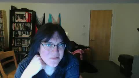 jess_darkly online show from April 29, 11:00 pm