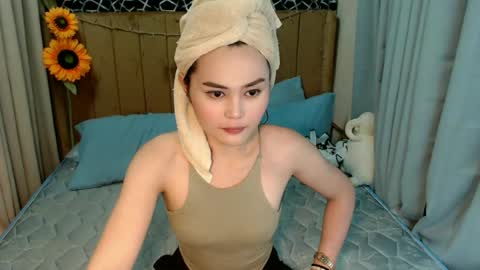 Snapshot of jess_goddes chatting on July 9, 10:41 am jess_goddes online show from July 9, 10:41 am