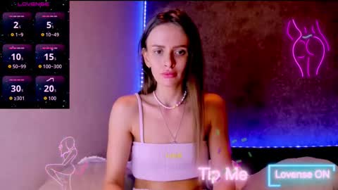 Jess online show from November 19, 8:36 am