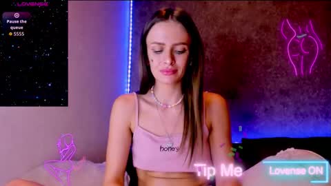 Jess online show from November 19, 10:32 pm