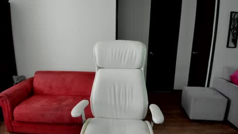 Snapshot of jess_rosse chatting on June 17, 3:46 pm jess_rosse online show from June 17, 3:46 pm