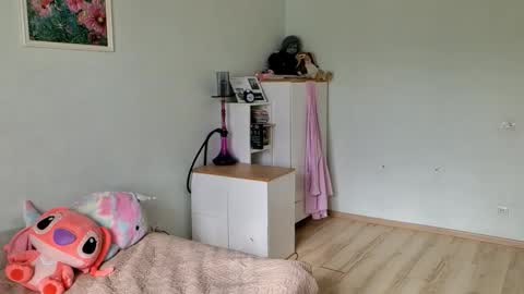 Jessica but u can call me Jessa online show from October 17, 8:17 am