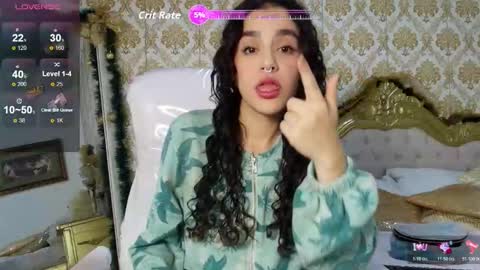 Snapshot of jessb_ chatting on January 13, 7:19 pm jessb_ online show from January 13, 7:19 pm