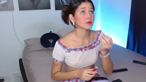 Hello we are Jesse and Dante. online show from January 6, 5:30 am