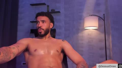 Snapshot of jessdrop chatting on February 10, 9:52 pm Jesus IG JessusOne online show from February 10, 9:52 pm