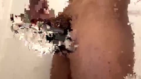 Snapshot of jesselopezcali chatting on February 21, 6:42 pm Hungjessy online show from February 21, 6:42 pm