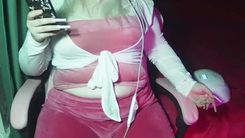 Snapshot of jessiangels chatting on October 28, 5:37 pm jessiangels online show from October 28, 5:37 pm