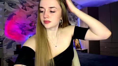 Snapshot of jessica1west chatting on April 25, 4:48 pm Jessica hot online show from April 25, 4:48 pm