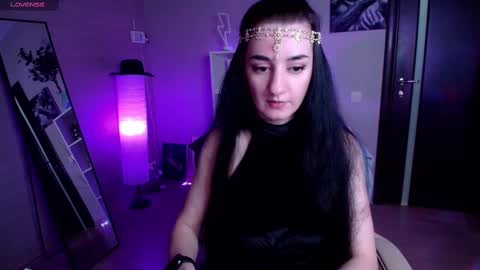 Jessica online show from January 5, 8:32 am