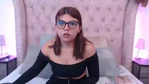 Jessica  online show from January 27, 5:15 pm