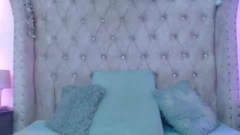 Jessica  online show from December 1, 4:56 pm