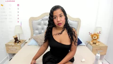 jessica  cortes online show from December 19, 3:35 am