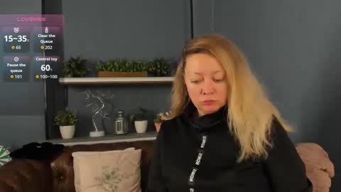 Jessica online show from October 15, 10:59 am