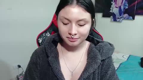 Snapshot of jessica_gomezz chatting on February 14, 12:09 am Jessica gomez online show from February 14, 12:09 am