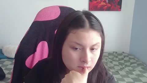 Snapshot of jessica_gomezz chatting on October 19, 8:09 pm Jessica gomez online show from October 19, 8:09 pm