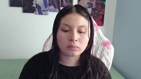 Snapshot of jessica_gomezz chatting on November 2, 8:33 pm Jessica gomez online show from November 2, 8:33 pm