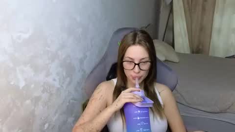 Jessy online show from October 2, 6:42 am