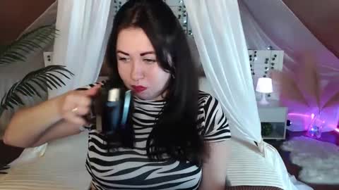 jessicaevanse online show from November 22, 6:23 am