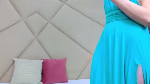 Jessica online show from February 18, 9:44 pm