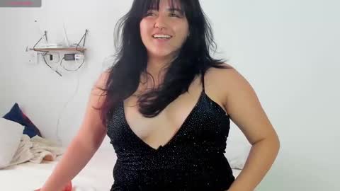 Snapshot of jessicared18 chatting on December 14, 4:52 pm jessicared18 online show from December 14, 4:52 pm