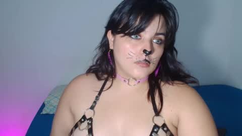 Snapshot of jessicared18 chatting on November 1, 2:02 am jessicared18 online show from November 1, 2:02 am