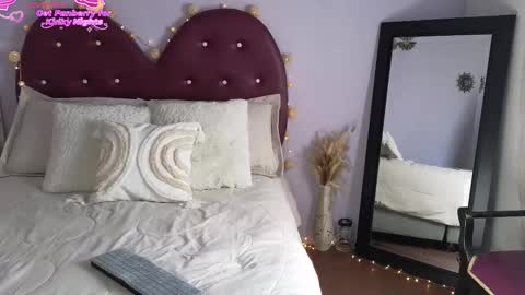 Sofia online show from January 17, 7:50 pm