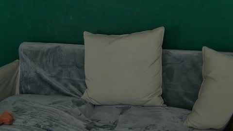 Snapshot of jessie_sinn chatting on March 2, 4:03 pm Jessie online show from March 2, 4:03 pm