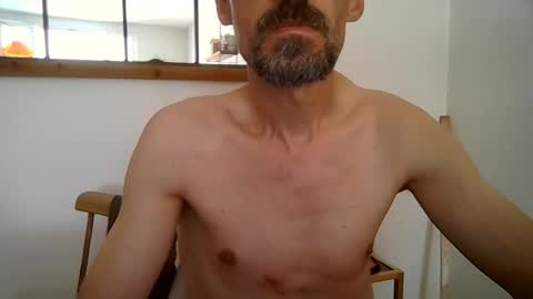 Snapshot of jessiejames2279 chatting on July 14, 7:02 am jessiejames2279 online show from July 14, 7:02 am