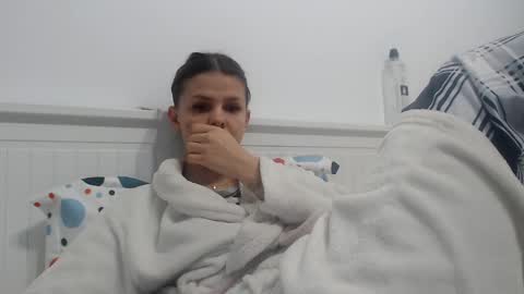 jessieryan online show from December 18, 4:20 am