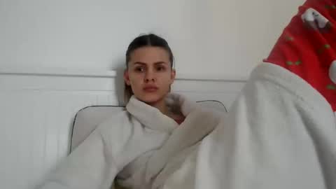 jessieryan online show from February 12, 12:44 pm