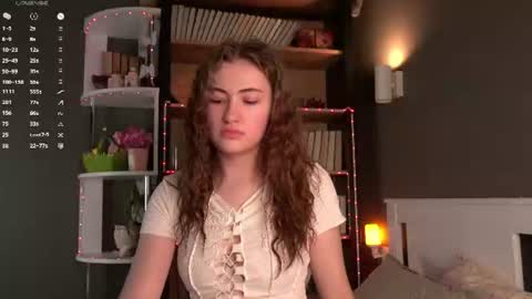 Snapshot of jessiezierden chatting on June 20, 1:14 pm Stacy online show from June 20, 1:14 pm