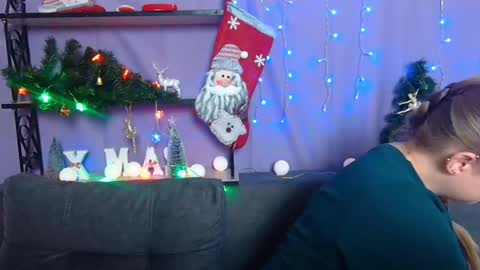 Jess online show from December 9, 7:17 am