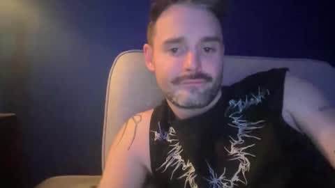 jessndjay1992 online show from December 2, 3:23 am