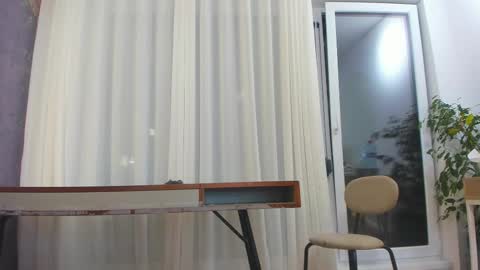 im doing any u want just ask me online show from October 25, 5:51 pm