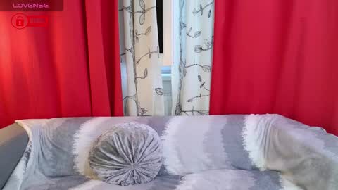 JessTheWicked online show from September 12, 8:36 am