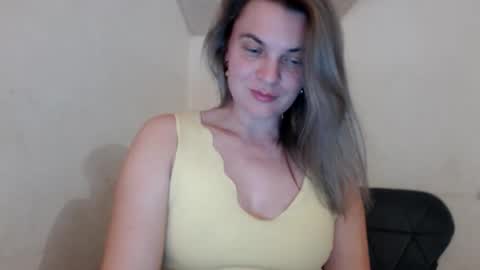 jessyangels online show from April 14, 7:20 pm