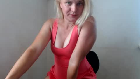Snapshot of jessyangels chatting on June 28, 1:06 pm jessyangels online show from June 28, 1:06 pm