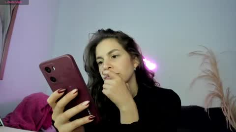 Snapshot of jessye_golden chatting on May 24, 7:30 pm jessye_golden online show from May 24, 7:30 pm