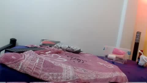 jessy online show from July 19, 5:38 pm