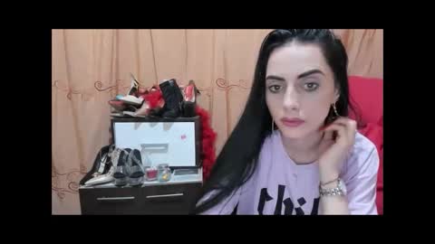 Snapshot of jessylonghair chatting on June 3, 8:47 pm Jessylonghair online show from June 3, 8:47 pm
