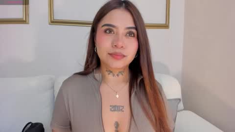 Jessy Morgan online show from January 14, 3:45 am