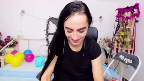 Snapshot of jessystarrr chatting on January 2, 10:33 pm Jessy online show from January 2, 10:33 pm