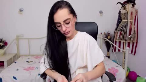 Snapshot of jessystarrr chatting on January 18, 11:22 pm Jessy online show from January 18, 11:22 pm