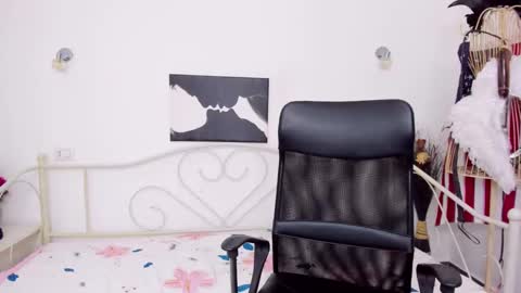 Snapshot of jessystarrr chatting on February 1, 4:11 pm Jessy online show from February 1, 4:11 pm