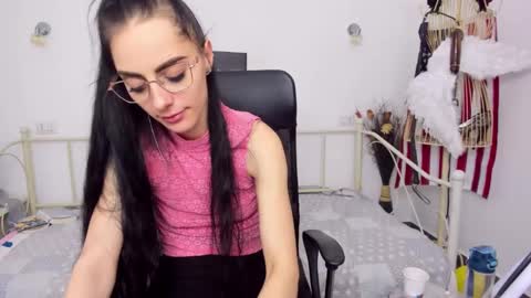 Snapshot of jessystarrr chatting on February 2, 11:00 pm Jessy online show from February 2, 11:00 pm